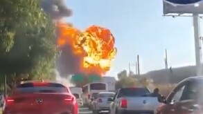 Debido a la magnitud del siniestro, el humo pudo apreciarse a varios kilómetros de distancia