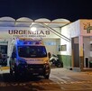 Dos ambulancias de la Cruz Verde estacionadas al exterior del área de urgencias del Centro de Salud Marcos Montero en Tlaquepaque