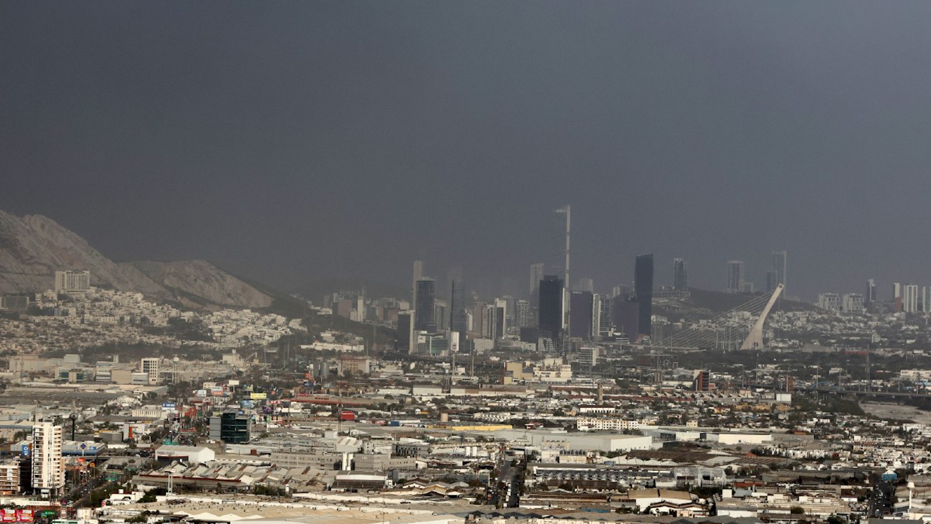 Desde temprana hora varias estaciones del Sistema de Monitoreo Ambiental aparecieron en color naranja, indicando una mala calidad del aire.