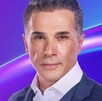 Sergio Mayer en póster de La Casa De Los Famosos de Telemundo