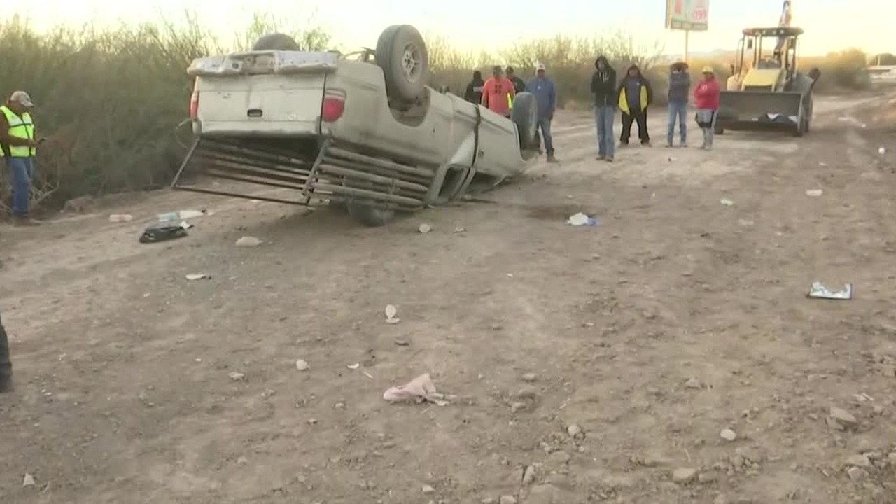 Gabino Juárez Castañeda, familiar de las víctimas que llegó al sitio minutos después del percance, confirmó la identidad de los involucrados.