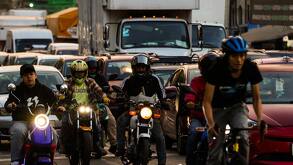 Tránsito en CdMx de autos que sí pueden circular los viernes