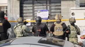 En el sitio, los agentes localizaron varias dosis de marihuana