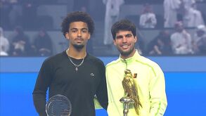 Arthur Fils y Carlos Alcaraz luego de la Final del Abierto de Qatar 2026.