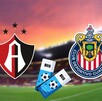 Los escudos de Atlas FC y Chivas de Guadalajara sobre un fondo de estadio al atardecer, con dos boletos digitales de fútbol en el centro.