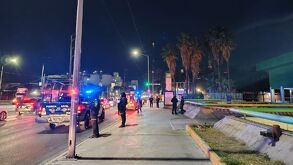 Policías de Monterrey en estación General Anaya del Metro.