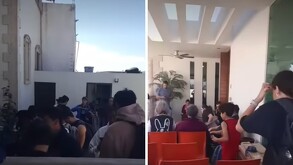 Personas originarias de Aguascalientes resguardadas en las inmediaciones de una gasolinera, antes de llegar a Tepatitlán, luego de vivir momentos de tensión.