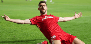 Paulinho se enciende y vuelve a meterse en la pelea por la tabla de goleo de la Liga MX