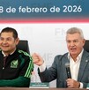 Javier Aguirre en conferencia de prensa.