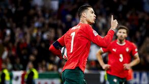 Cristiano Ronaldo festejando un gol con Portugal.