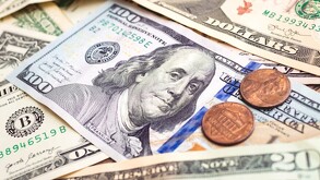 Dólares estadounidenses y su precio en pesos mexicanos.