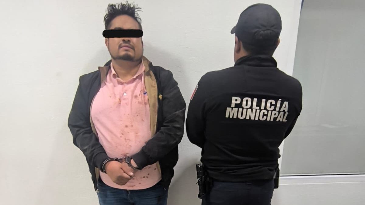 Hombre en el Ministerio Público tras atacar a su esposa e hijos en Tultitlán.