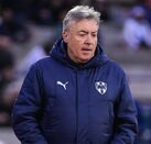 Domènec Torrent durante el partido contra los Pumas de la UNAM.