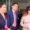 Mujer detenida en casa de justicia de la ciudad de Puebla.