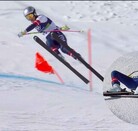Momento exacto de la caída de la esquiadora estadounidense.
