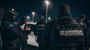 Dos adolescentes fueron vinculados a proceso, luego que agredieron con arma de fuego a dos policías que realizaban patrullaje durante el pasado domingo.