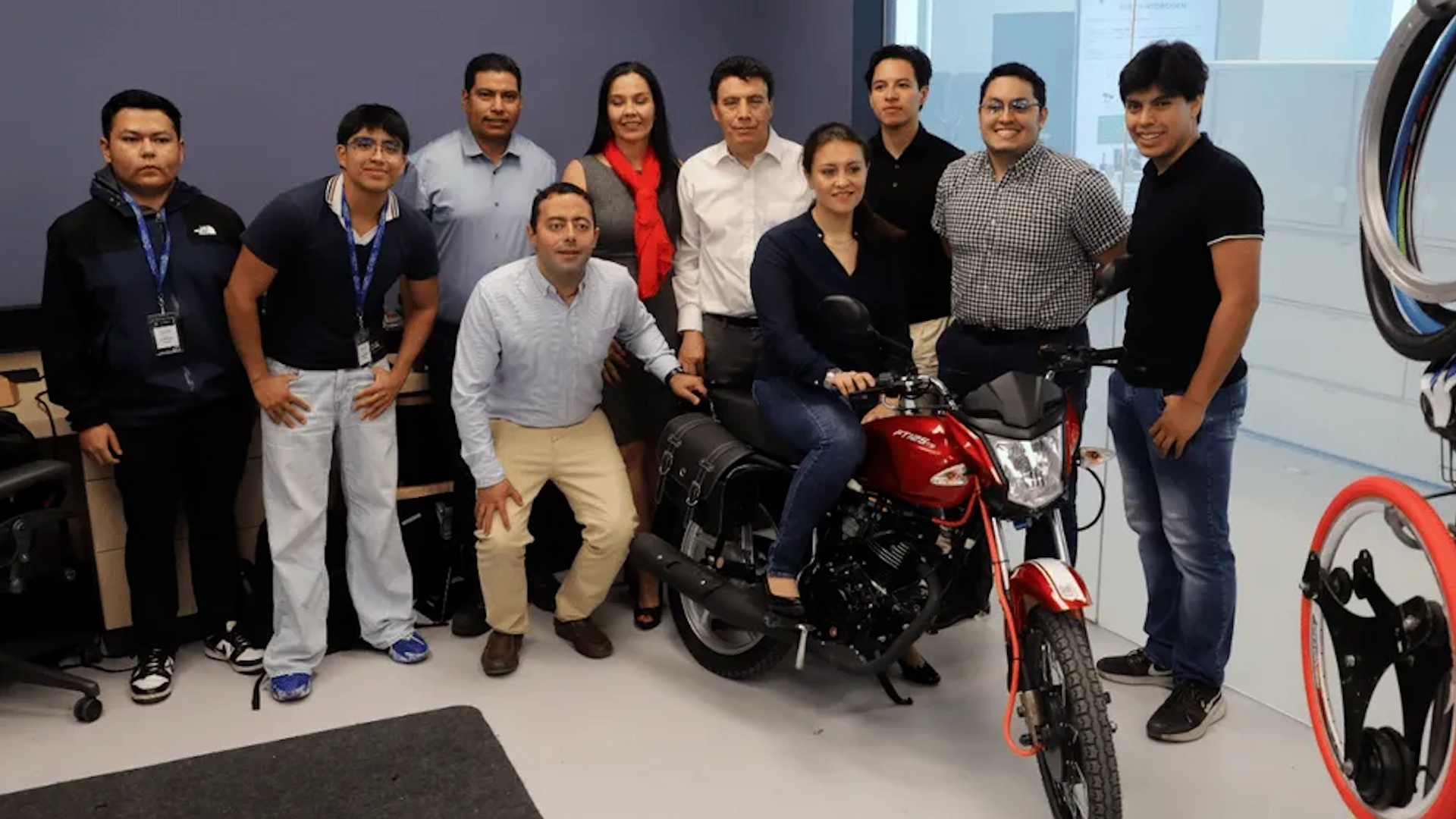 Investigadores del Tec de Monterrey desarrollan rueda eléctrica adaptable, reduce gastos y disminuye las emisiones contaminantes.