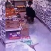 Captan a mujer haciendo del baño dentro de una tienda 3B en la colonia Río Blanco, Gustavo A. Madero.