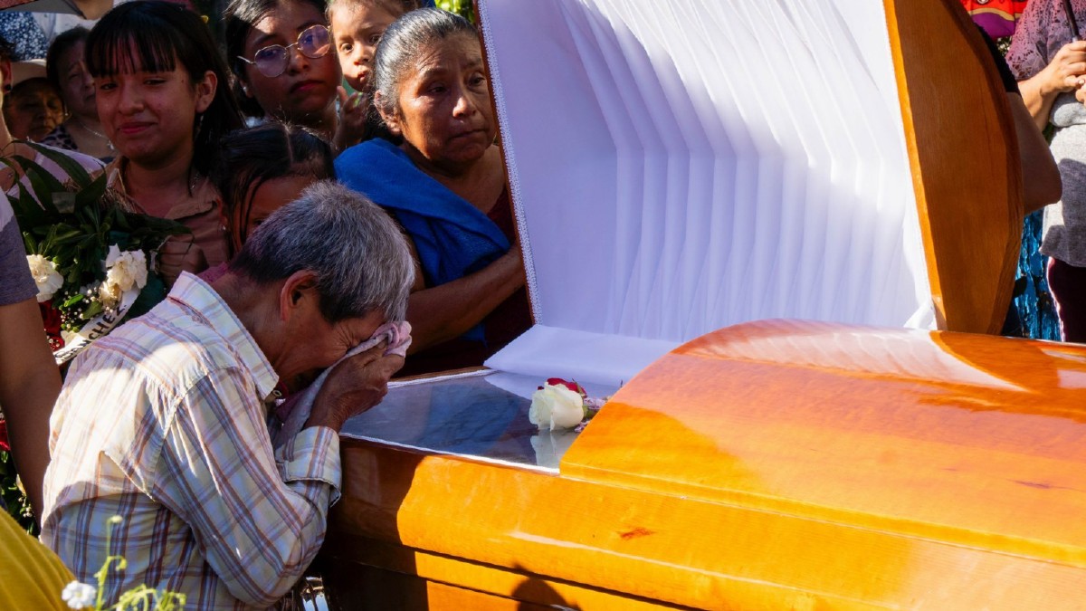 Grupo Multimedios rinde homenaje a las víctimas por el abatimiento de 'El Mencho' con minuto de silencio.
