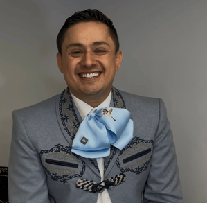 'El Jilguero' Adrián Bedolla, homenaje a Pedro Infante