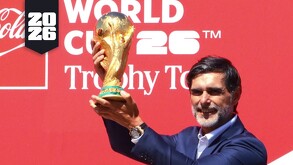 Trofeo del Mundial 2026 llegando a México para iniciar el tour oficial.