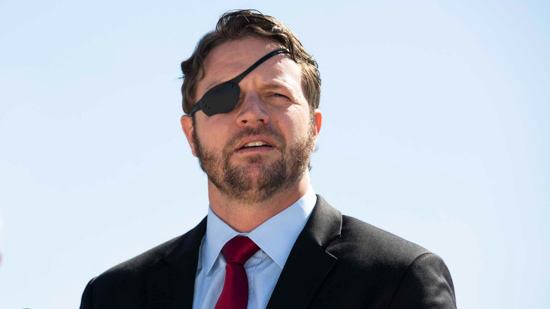 Aseguró que el secretario es la persona adecuada para resolver el problema del narcotráfico y que se está vengando del atentado de 2020.