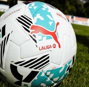 Balón oficial de LaLiga Puma Orbita.