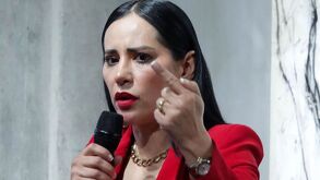 Sandra Cuevas hace video de aclaración relación con El Coko, Cariguante y Benony  y pide ayuda a Omar García Harfuch