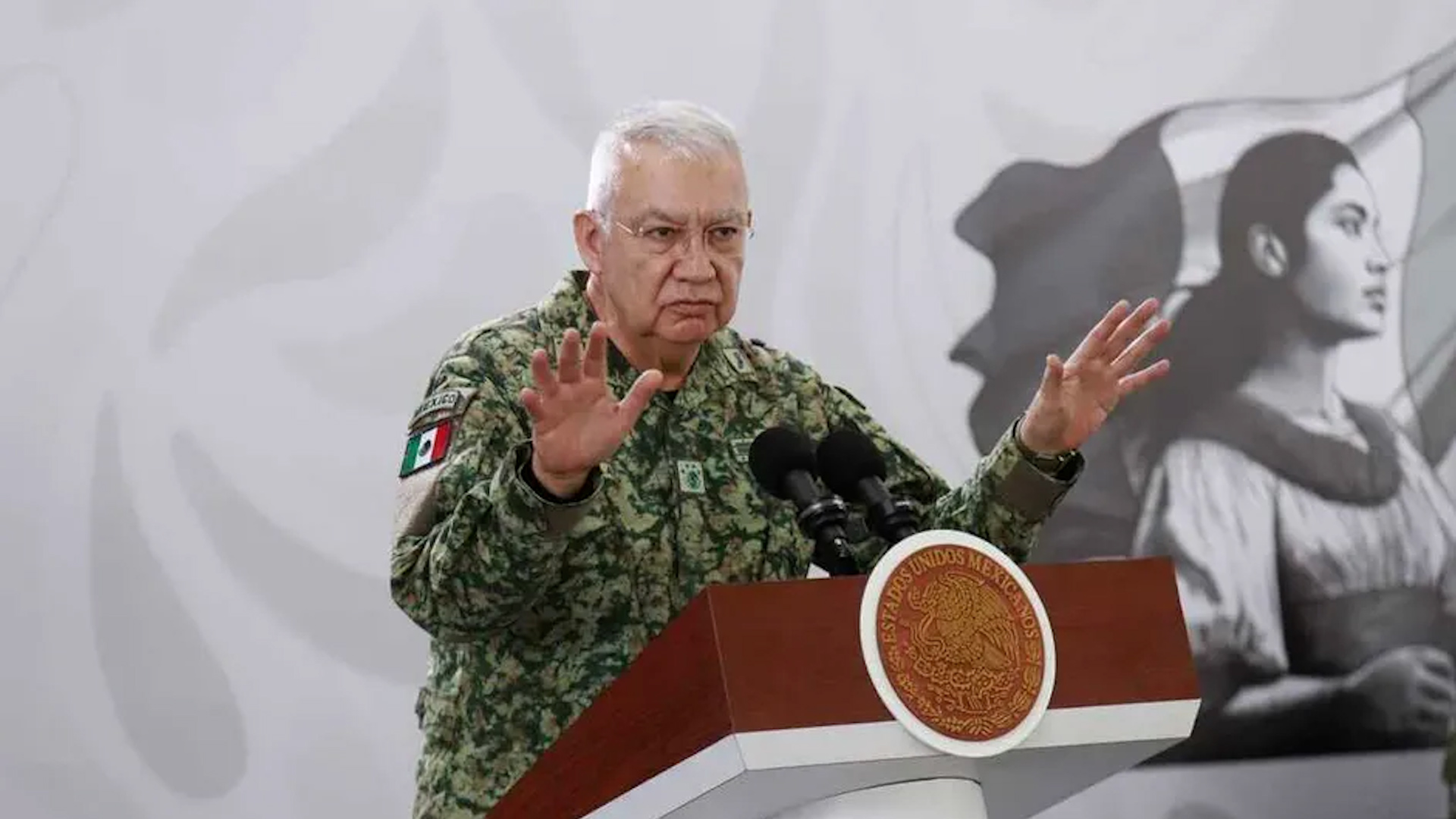 El general titular de la Defensa dijo que los fallecimientos fueron tras el ataque a la Guardia Nacional mientras transitaba en carreteras.