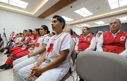 Autoridades estatales y representantes de la Cruz Roja Mexicana durante el arranque de la Colecta Estatal 2026 en Casa Jalisco. Foto: Flickr Pablo Lemus.