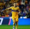 César Araujo en su debut con Tigres.