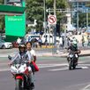 Autos circulando por la Ciudad de México bajo el sistema de Hoy No Circula