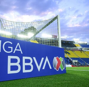 Logo Oficial de la Liga MX desde Estadio Ciudad de los Deportes.