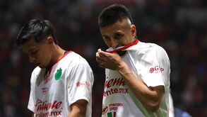 Chivas perdió por dos goles a cero contra Toluca, dejando un desánimo en el entorno del Rebaño.