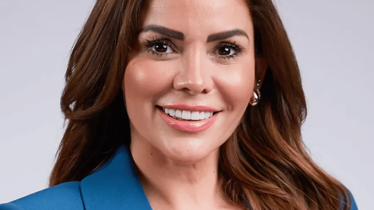 Fue detenida en San Nicolás de los Garza Karina Barrón Perales, secretaria de Desarrollo Humano e Igualdad Sustantiva de Monterrey.