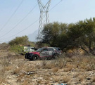 Autoridades investigan la muerte de un hombre encontrado en estado de putrefacción en una zona despoblada de García, Nuevo León.