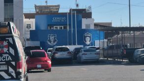 En el Cereso 3 de Cd Juárez Chihuahua una mujer fue estrangulada por su pareja sentimental.