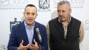 Javier Caballero represente del Congreso ante el Consejo en rueda de prensa