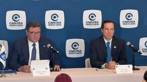 Jorge Santos Reyna y Juan Pablo García, presidente y director general de Caintra