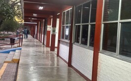 Imagen del CBTS 4 de Lerdo abandonada.