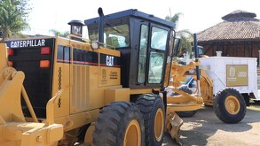 Camiones vactor y tipo pelícano grúa forman parte del nuevo equipamiento destinado a drenaje y alumbrado público.