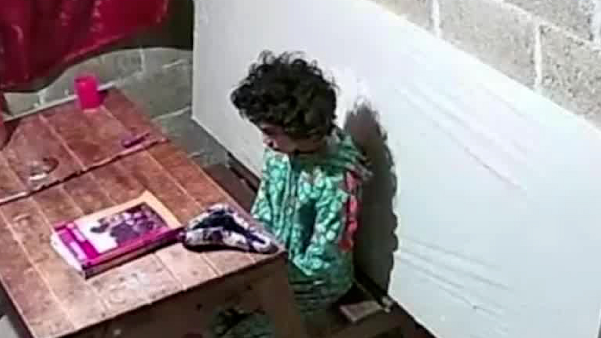 Un hombre denunció a su pareja por maltrato a sus hijos, mascota y a él mismo.