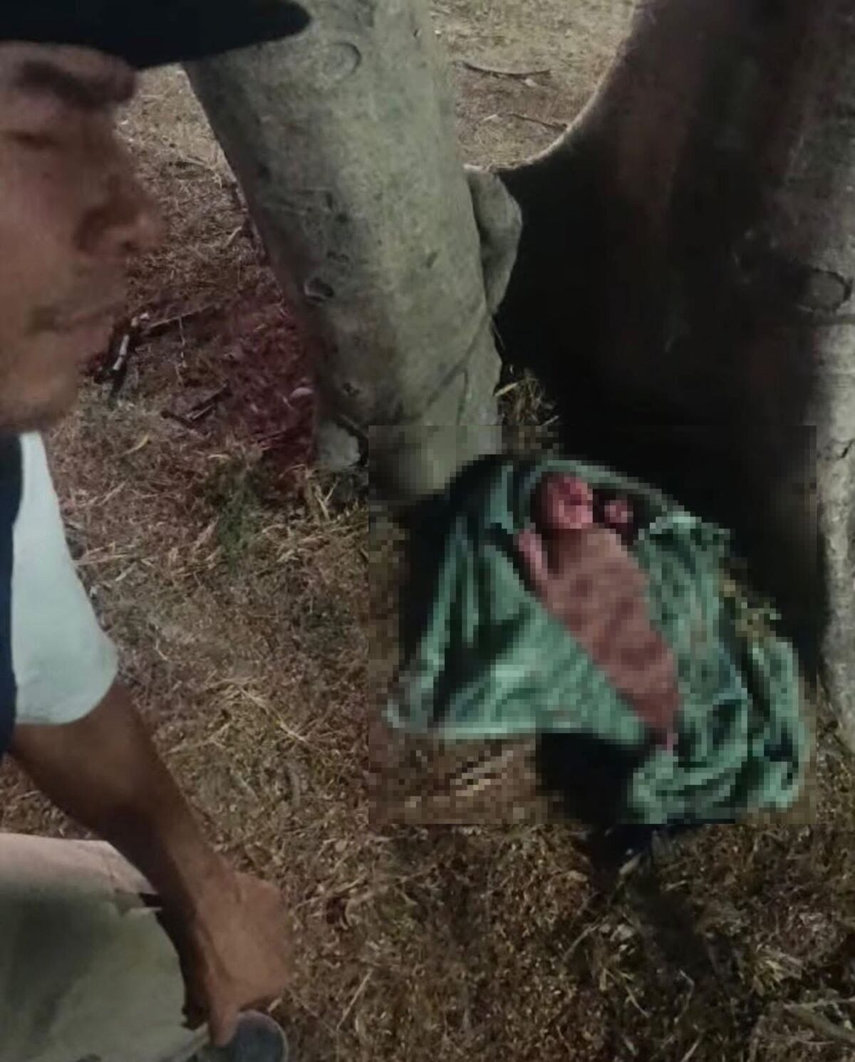 abandonan a bebé envuelta en una toalla en Huatulco.