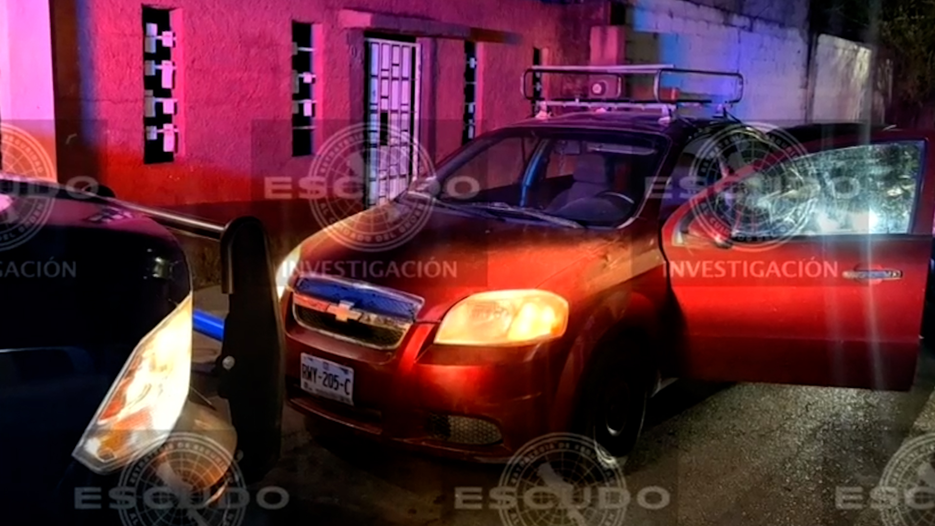 La Policía de Monterrey detuvo a Guillermo 'N' en un Aveo rojo con droga; es investigado por múltiples robos a casa habitación en Cumbres y Mitras Sur.