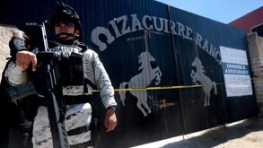 Familias de personas desaparecidas exigen avances en la identificación de los restos localizados.