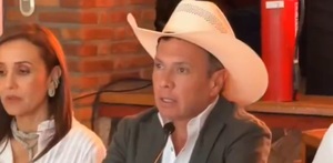 Pablo Lemus reconoce graves daños en Puerto Vallarta luego de los eventos violentos ocurridos en Jalisco tras la caída del Mencho