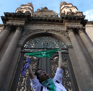 A través de un aviso dirigido a los fieles, las autoridades eclesiásticas detallaron que se realizará un ajuste en la agenda litúrgica de ese día.