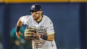 Javier Salazar, pelotero de los Sultanes de Monterrey.
