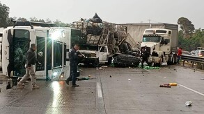 Tráiler se vuelca y provoca choque múltiple en la México-Querétaro; reportan caos vial hoy jueves 5 de marzo del 2026.