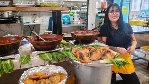 Esto se ofrecen en fondas tradicionales y representan una histórica comida de vigilia para quienes no consumen carne roja.